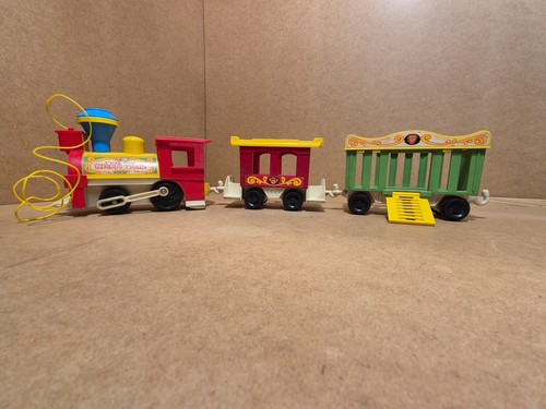 Ancien train fisher price - price, /